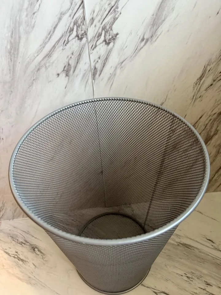 Mesh metal waste bin image indicator(2)