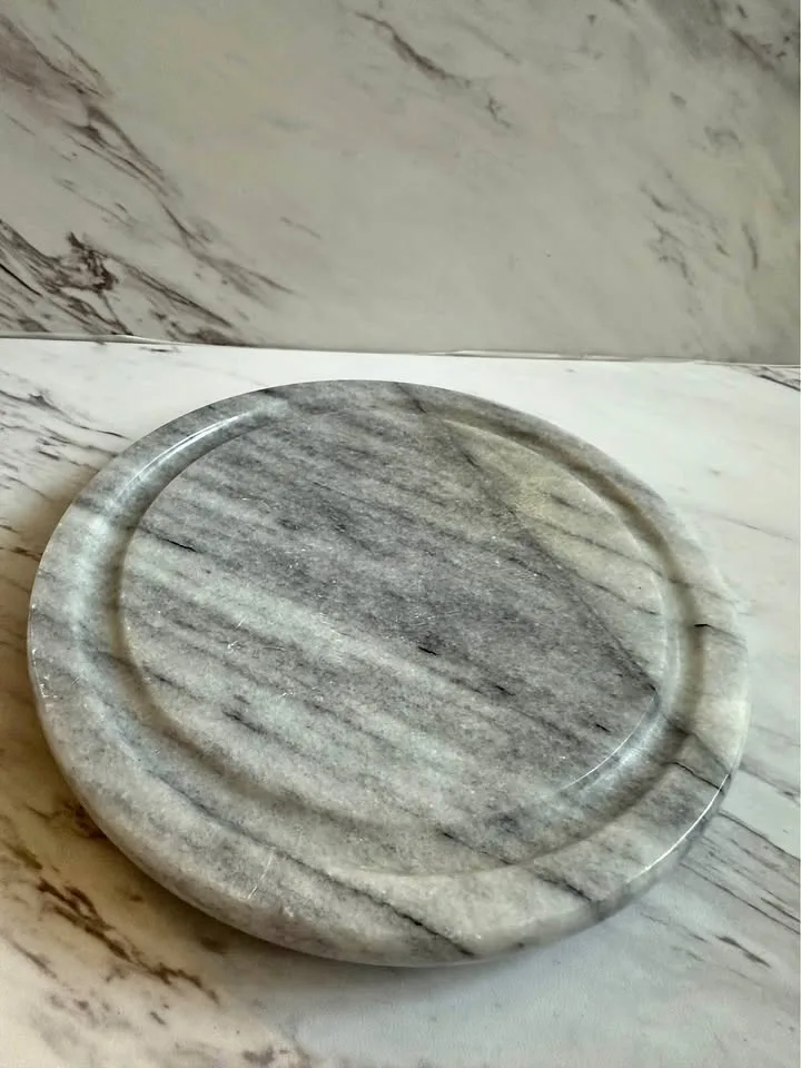 Raised marble tray/stand thumbnail