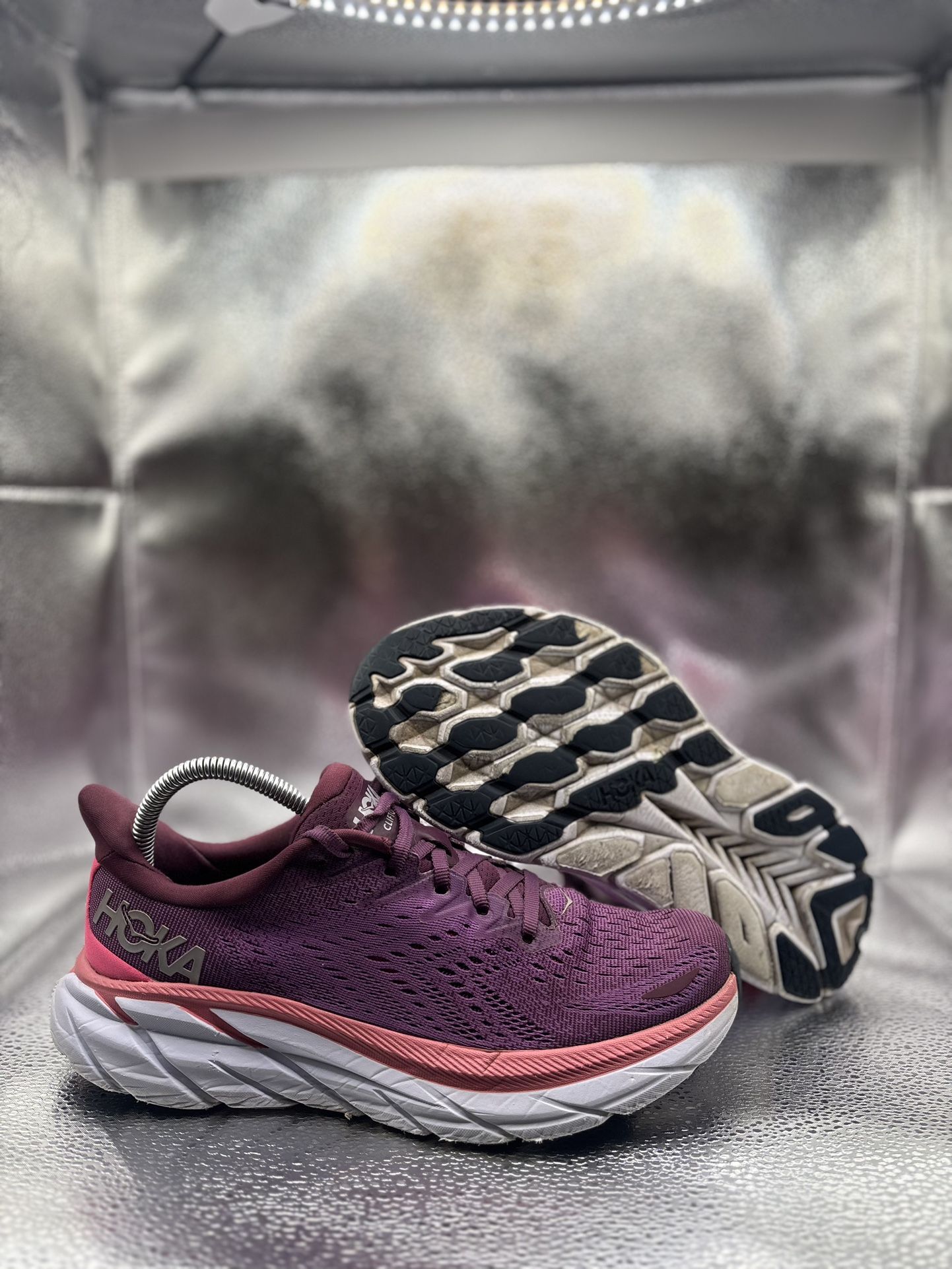 Hoka One One Clifton 8 Grape Wine