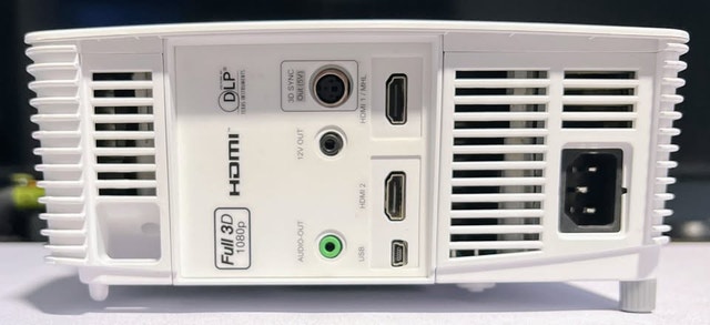 Optoma GT1080 Short Throw Gaming Projector - photo 3
