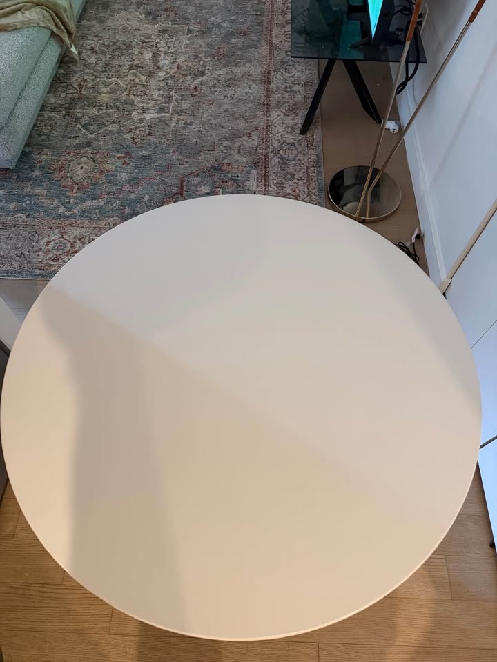 CB2 Dining Table + Chairs – Modern White - photo 2