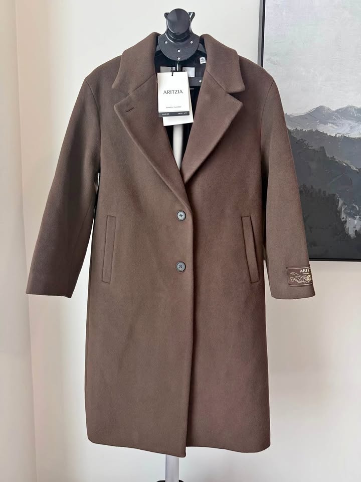 Aritzia Only Coat - Soft Wool Cashmere Size S Short NWT