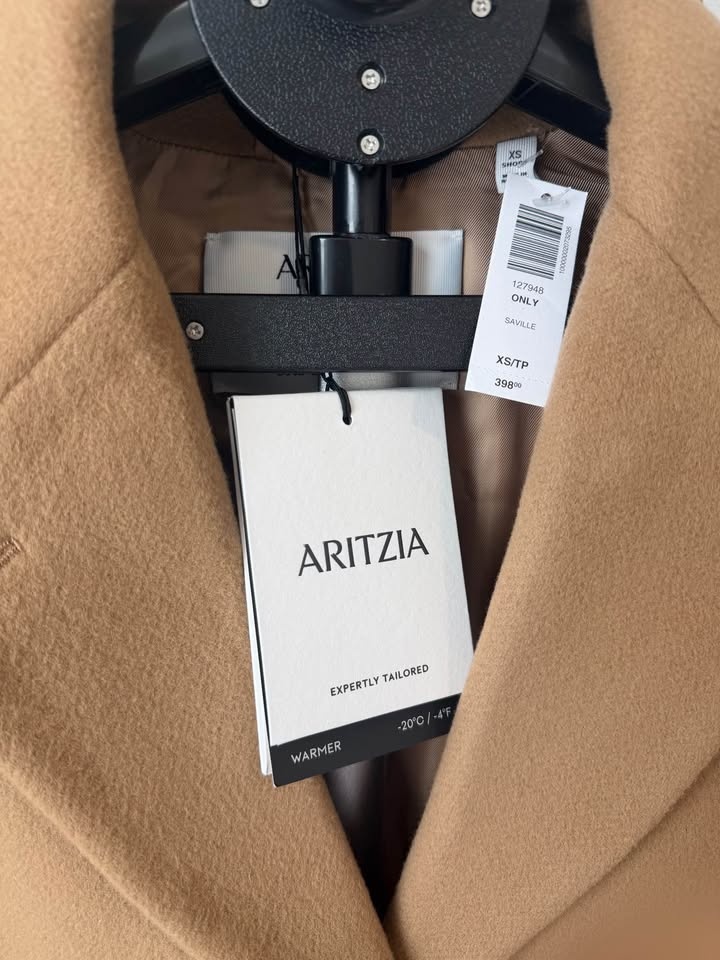 Aritzia Only Coat - Soft Wool Cashmere Size XS Short NWT - photo 4
