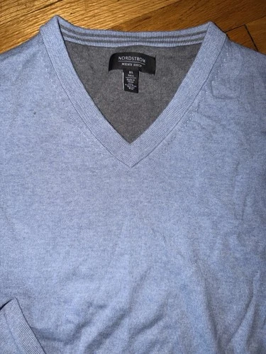 NWT Nordstrom Merino Wool V-neck Dark Gray Sweater - photo 2