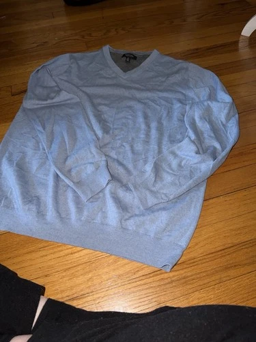 NWT Nordstrom Merino Wool V-neck Dark Gray Sweater - photo 3