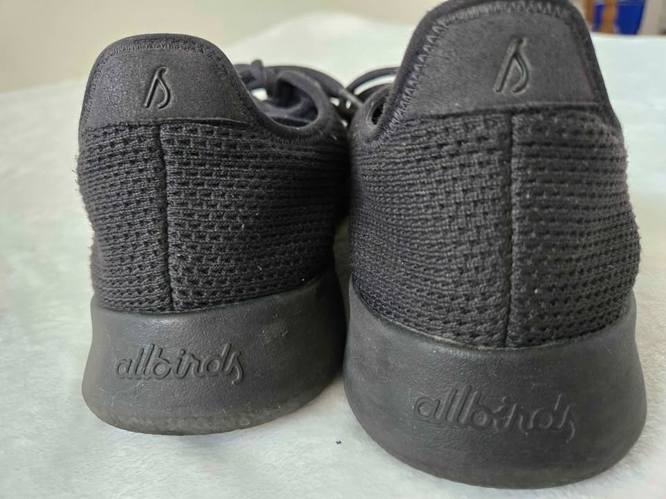 Black Allbirds Sneaker, Size Men's 10 - photo 3
