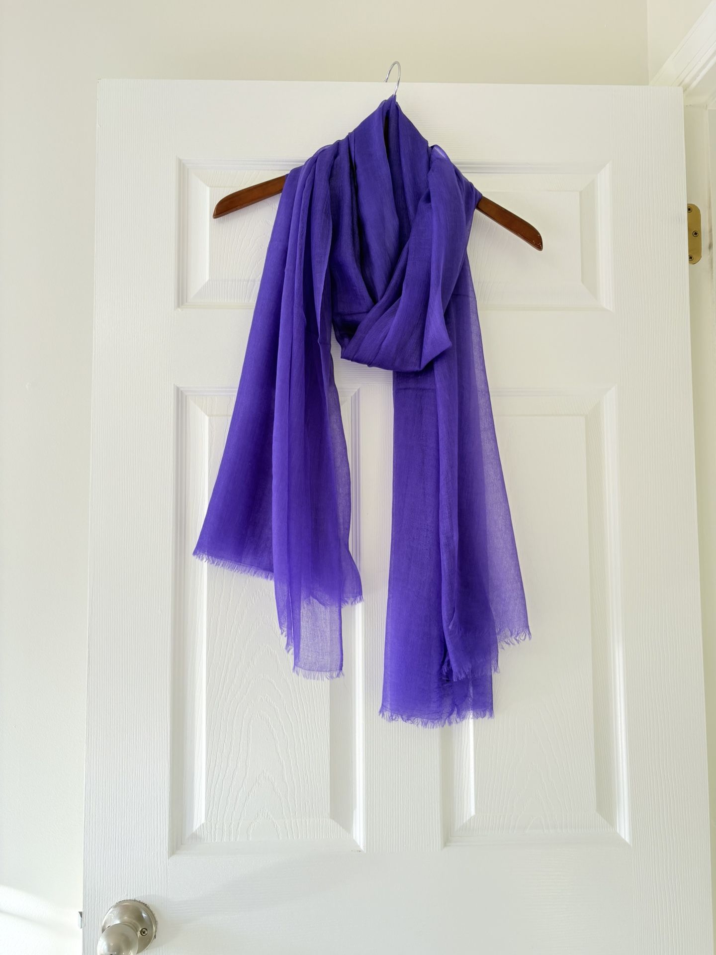 100% Cashmere Featherweight Long scarf - photo 4