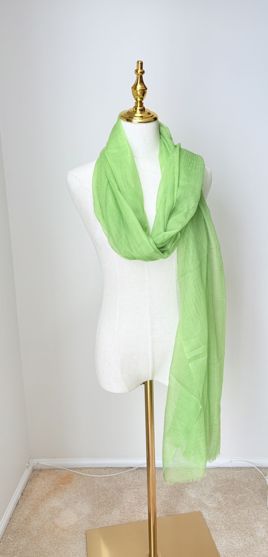 100 % Cashmere Featherweight Lime Green Long scarf - photo 5