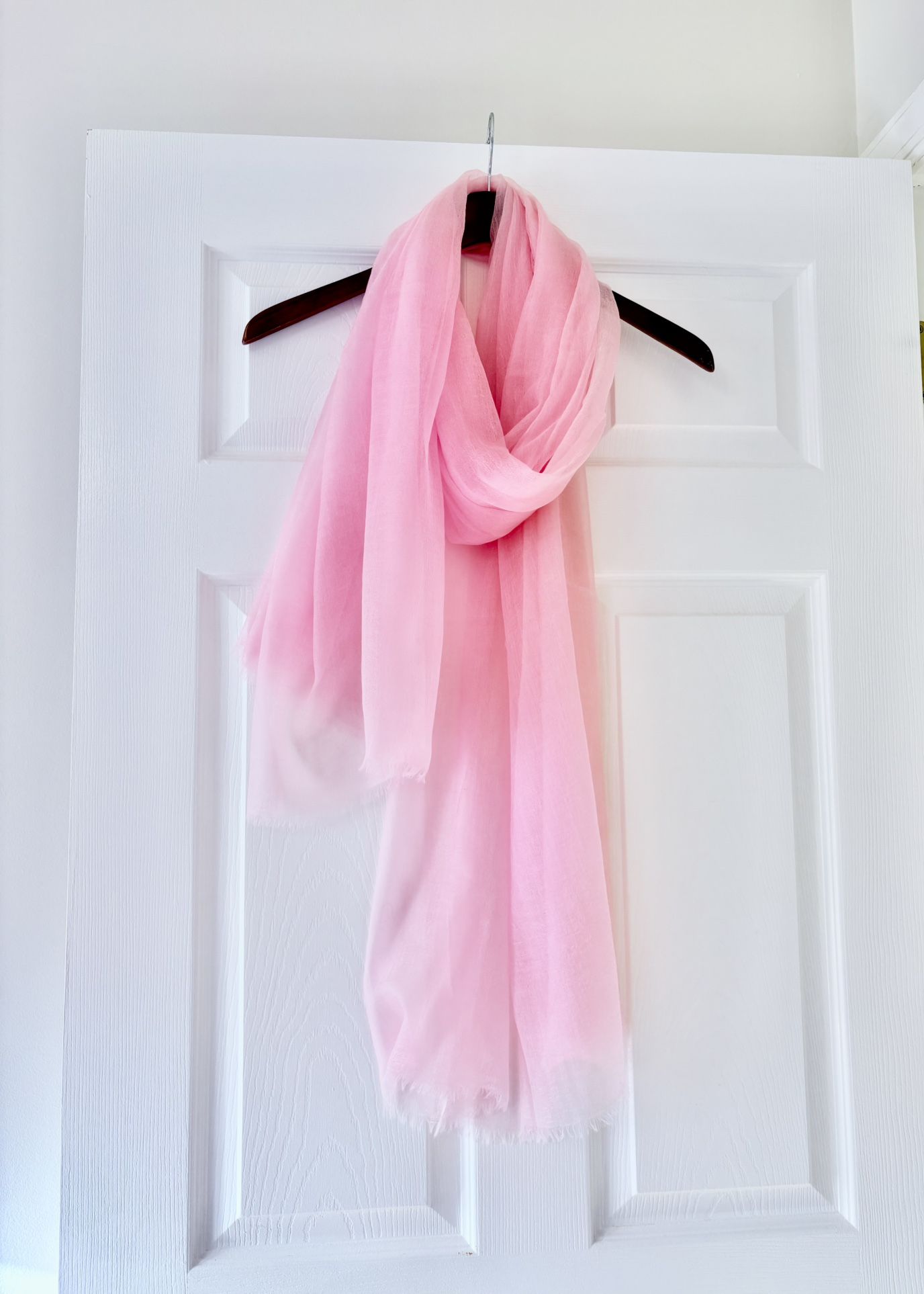 Featherweight 100 % Cashmere Pink Long Shawl Scarf - photo 2