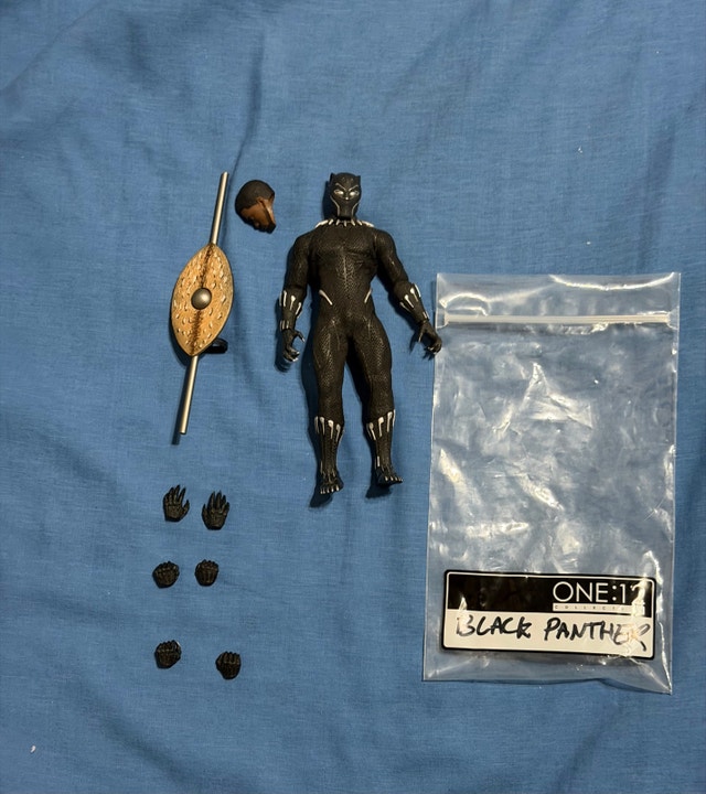 Mezco black panther