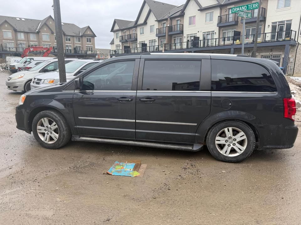 2011 Dodge Caravan - photo 3