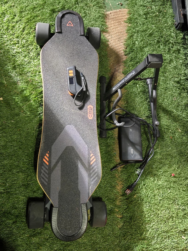 Meepo Voyager Electric Longboard–Rack+Bushings+Lights