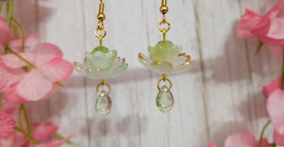 Lily of the valley earrings - photo 4