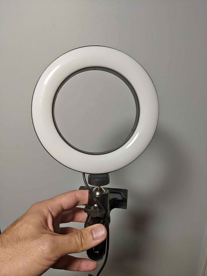 Ring light