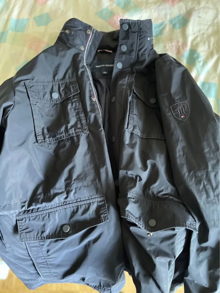Tommy Hilfiger light jacket thumbnail