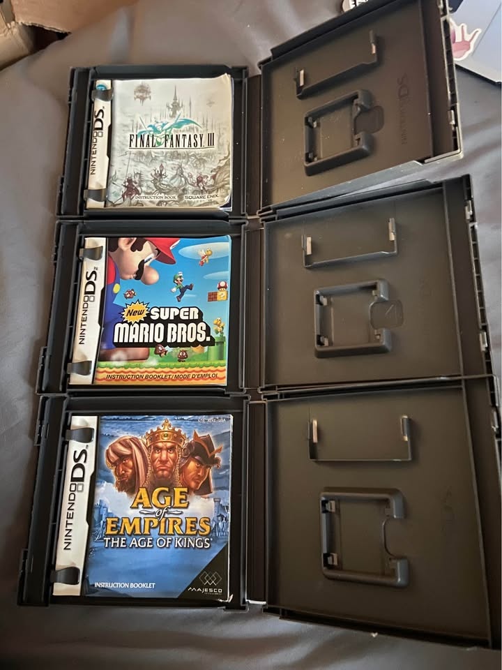 DS games lot of CASES AND MANUALS ONLY - photo 2