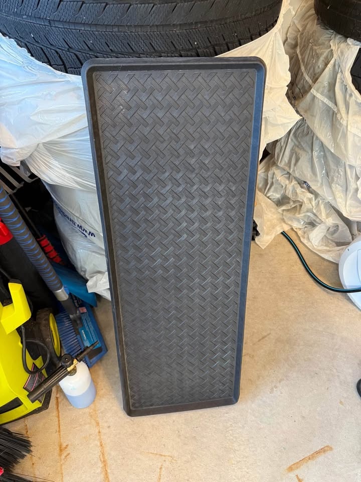 Shoe tray