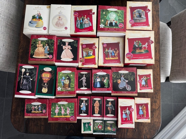 Hallmark Wizard of Oz Christmas Ornaments, mint in box