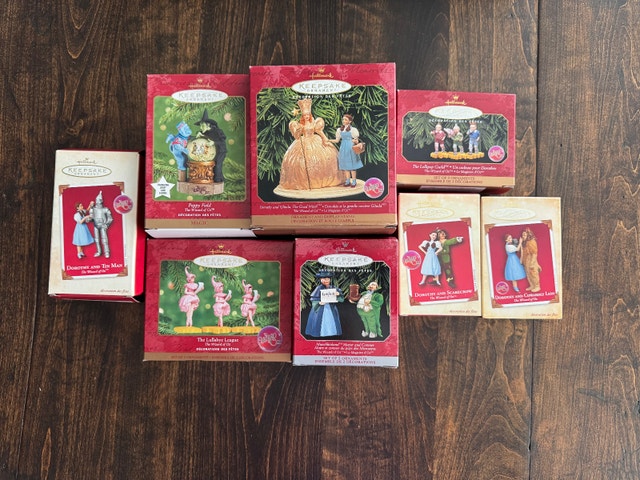 Hallmark Wizard of Oz Christmas Ornaments, mint in box - photo 5