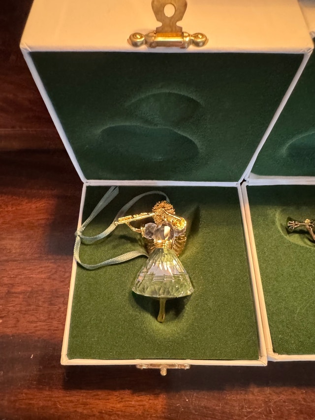 Swarovski Angel Ornaments 1997-98-99 - photo 2
