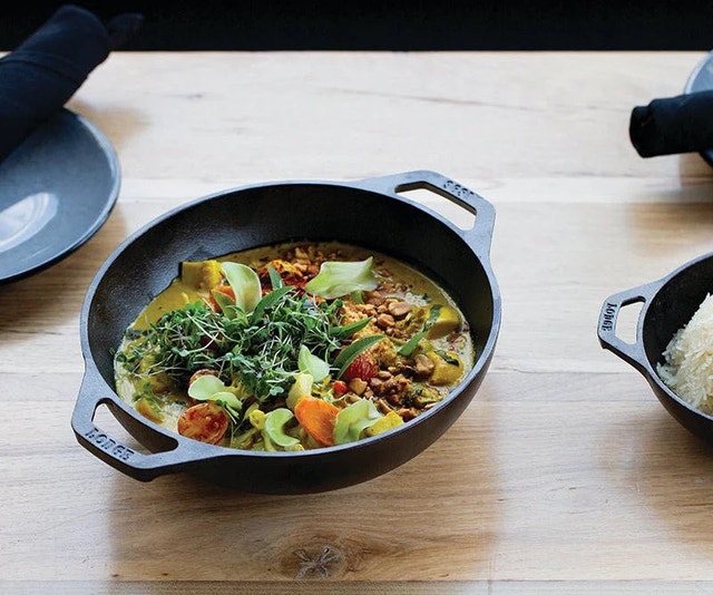 Lodge 9" Cast Iron Wok / Kadai + Silicone Handles - NEW - photo 2