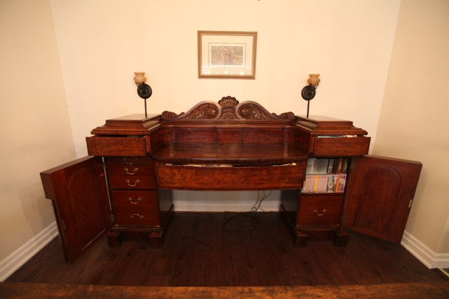 Antique Sideboard, 150 Years Old, Excellent Condition - photo 2