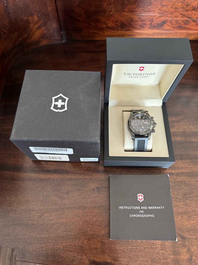 Victorinox Dive Master quartz watch - photo 3