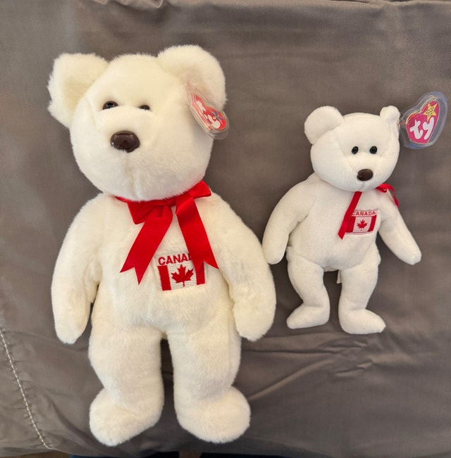 Ty Canada "Maple" Beanie Baby and Beanie Buddy - mint condition