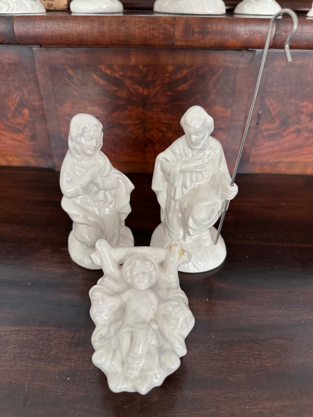 18 pc Ceramic Christmas Nativity Set - photo 5