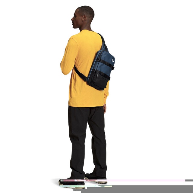 The Northface Alt Commuter pack sling - NEW - photo 3