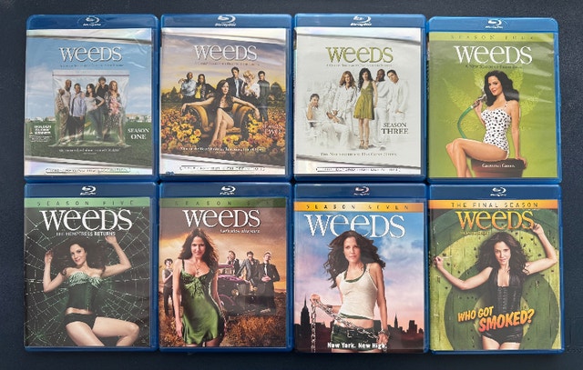 WEEDS complete series on Blu-Ray (8 seasons), like new