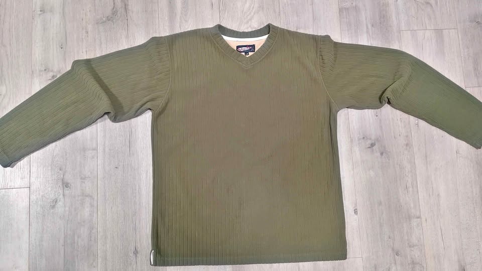 Green Fleece Sweater by Fahrenheit, Size L