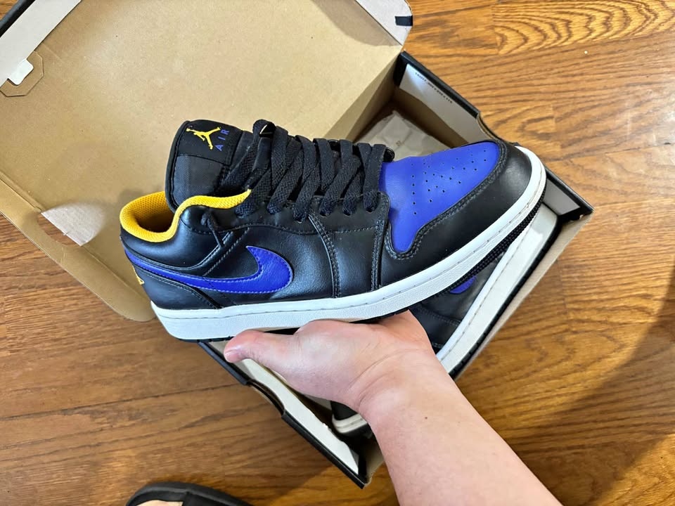 Jordan 1 Low - Lakers Colorway Size 10M