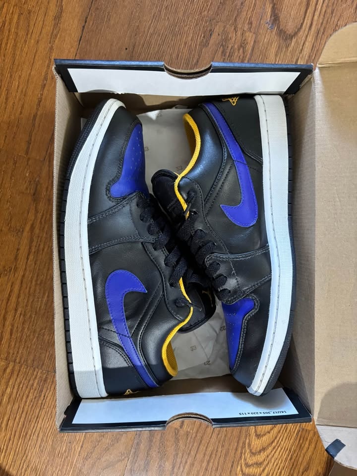 Jordan 1 Low - Lakers Colorway Size 10M - photo 4