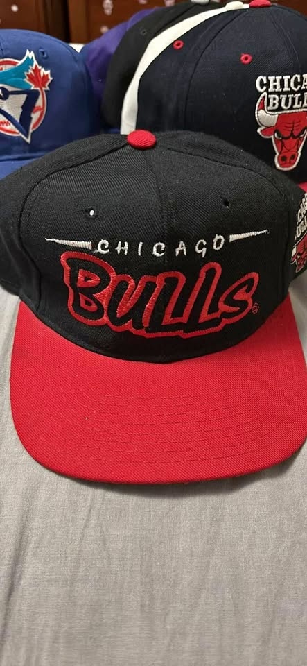 Chicago Bulls Starter Vintage Script 3D Snapback Hat