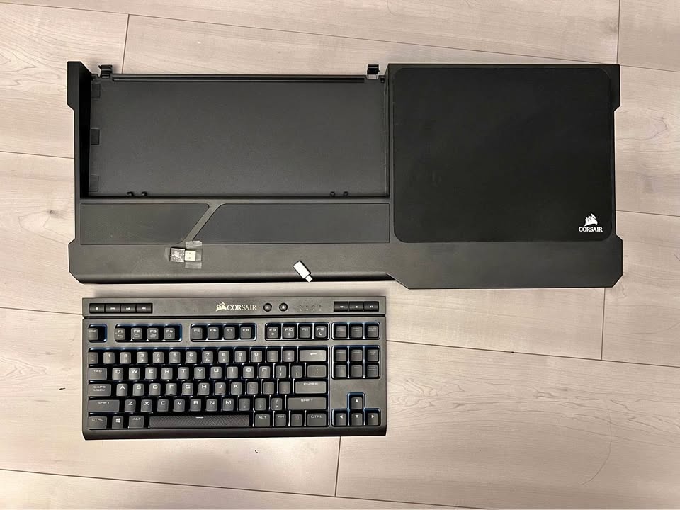 Corsair K63 wireless keyboard lapboard combo gaming pc tv sofa c