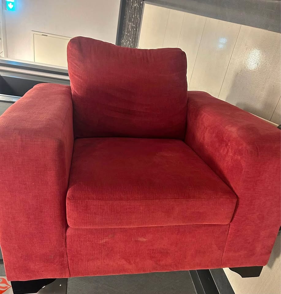 Red Fava chair