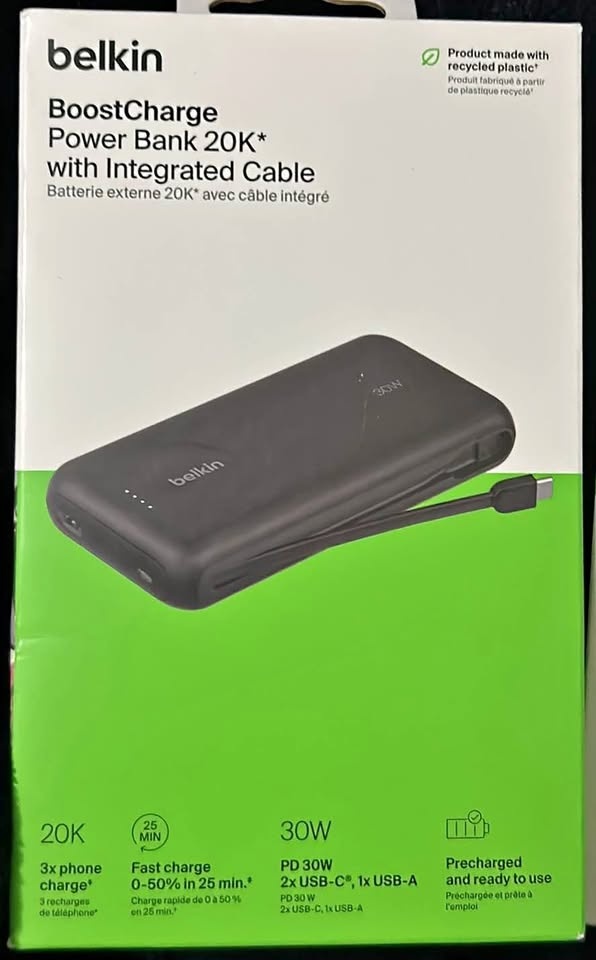 Bellingham Power bank/with integrated cables Please read descrip