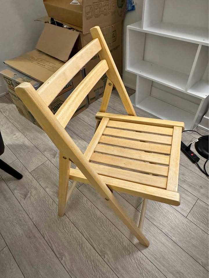 Set of 4 Folding Dining Chairs