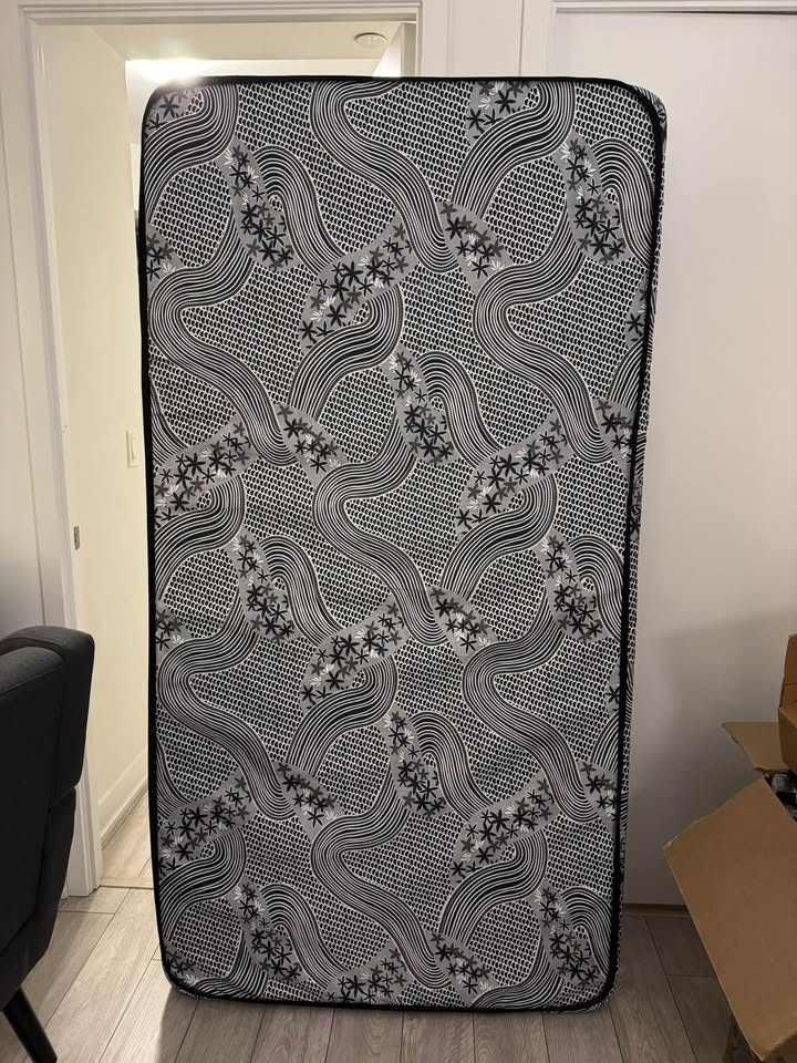 Twin mattress 🥕 - photo 3