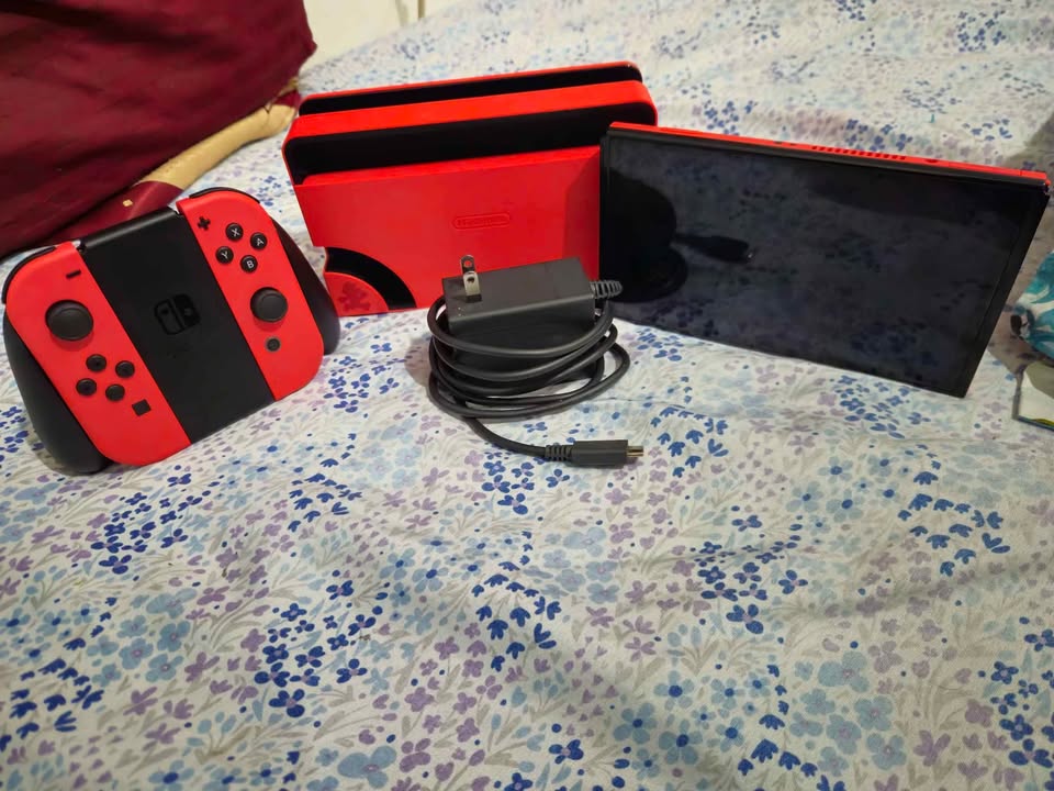 NEW Nintendo Switch OLED Mario Red Edition - photo 4