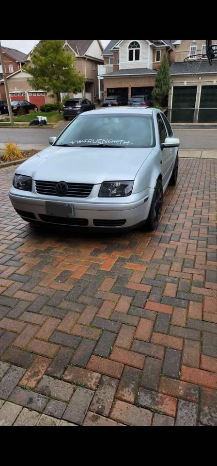2003 Volkswagen Jetta - photo 2