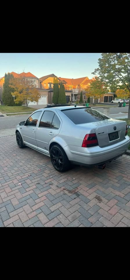 2003 Volkswagen Jetta - photo 3