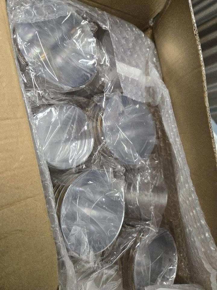 DaYammi 200 Pack Gold Plastic Cups - photo 4