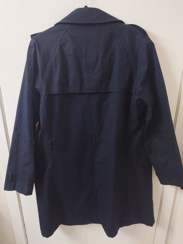 Men's Trench Coat LIKE NEW 40R - photo 2