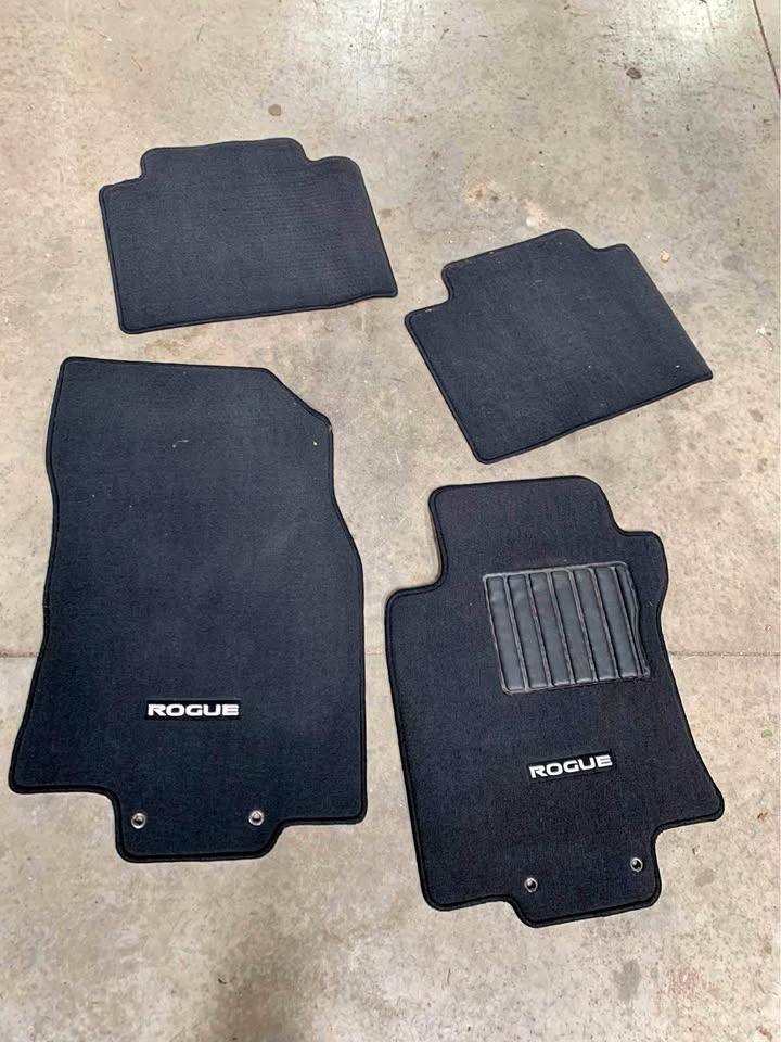 Nissan rogue floor mats