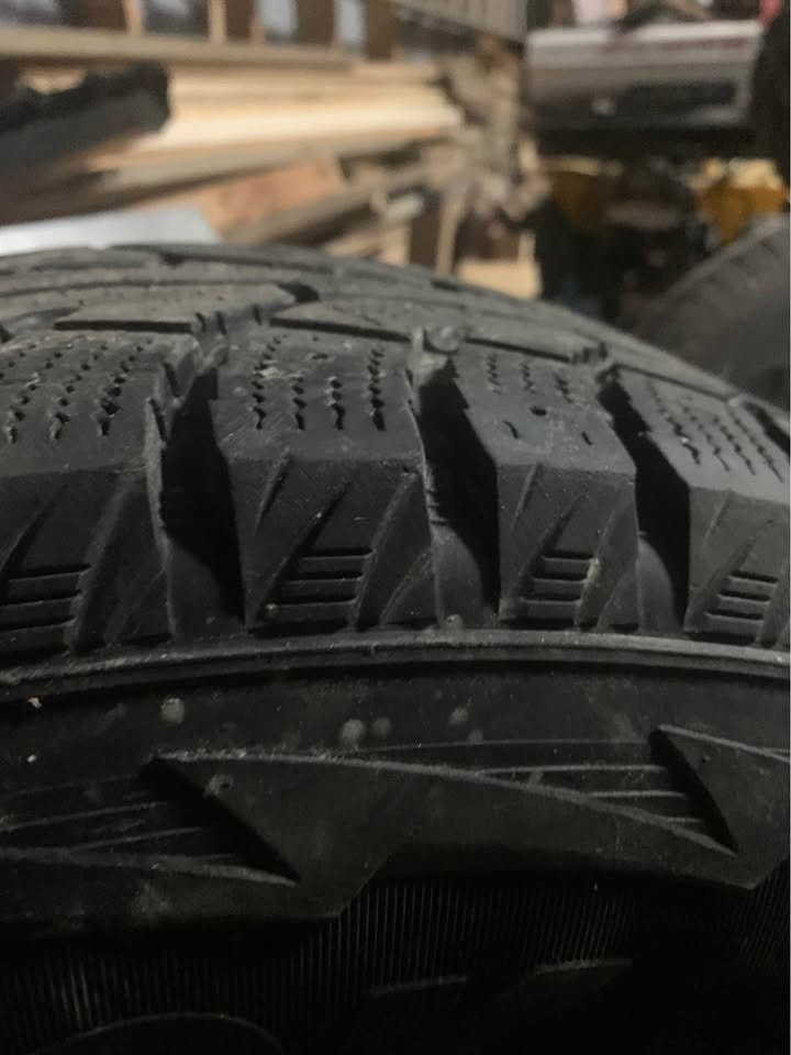 GMC Serria snow tires - photo 4