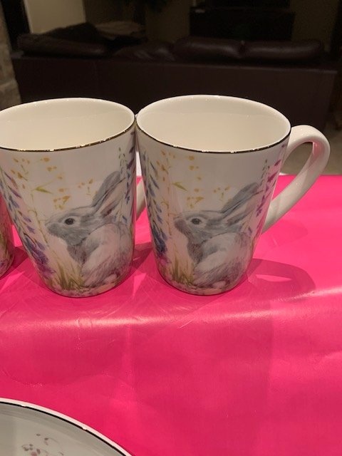 William Sonoma Floral Meadow Bunny Set of 4 Mugs & Plate - photo 5