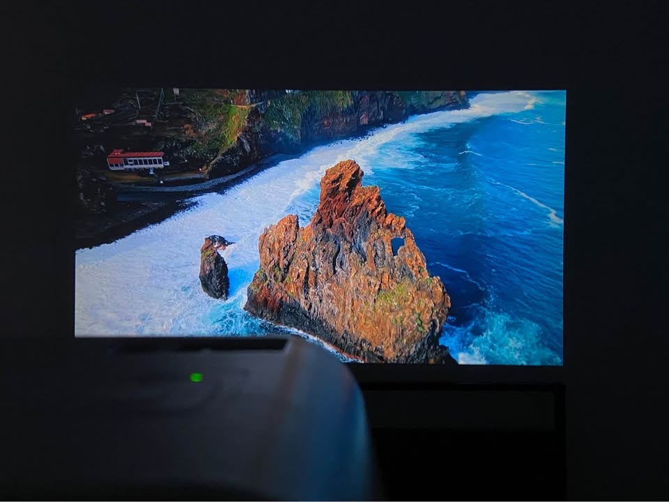 Projector 1080 Native AND tripod stand - photo 2