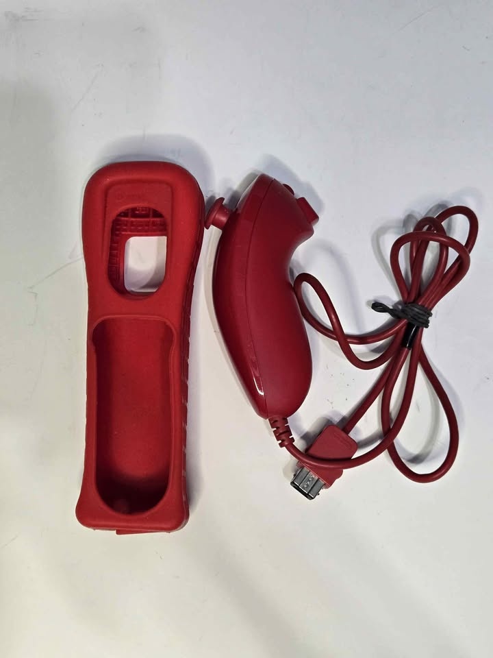 Red Wiimote Sleeve & Nunchuck
